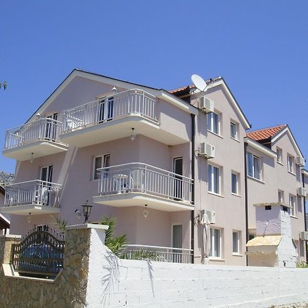Apartments Villa Pirosi Оребич Екстер'єр фото