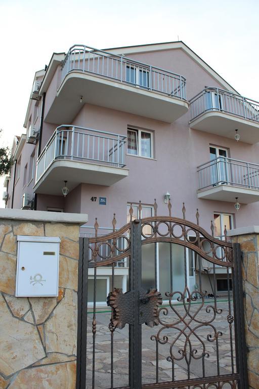 Apartments Villa Pirosi Оребич Екстер'єр фото