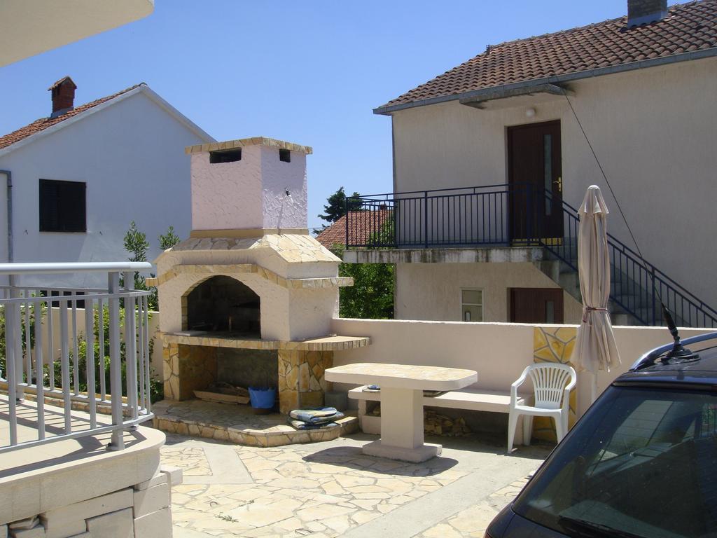 Apartments Villa Pirosi Оребич Екстер'єр фото